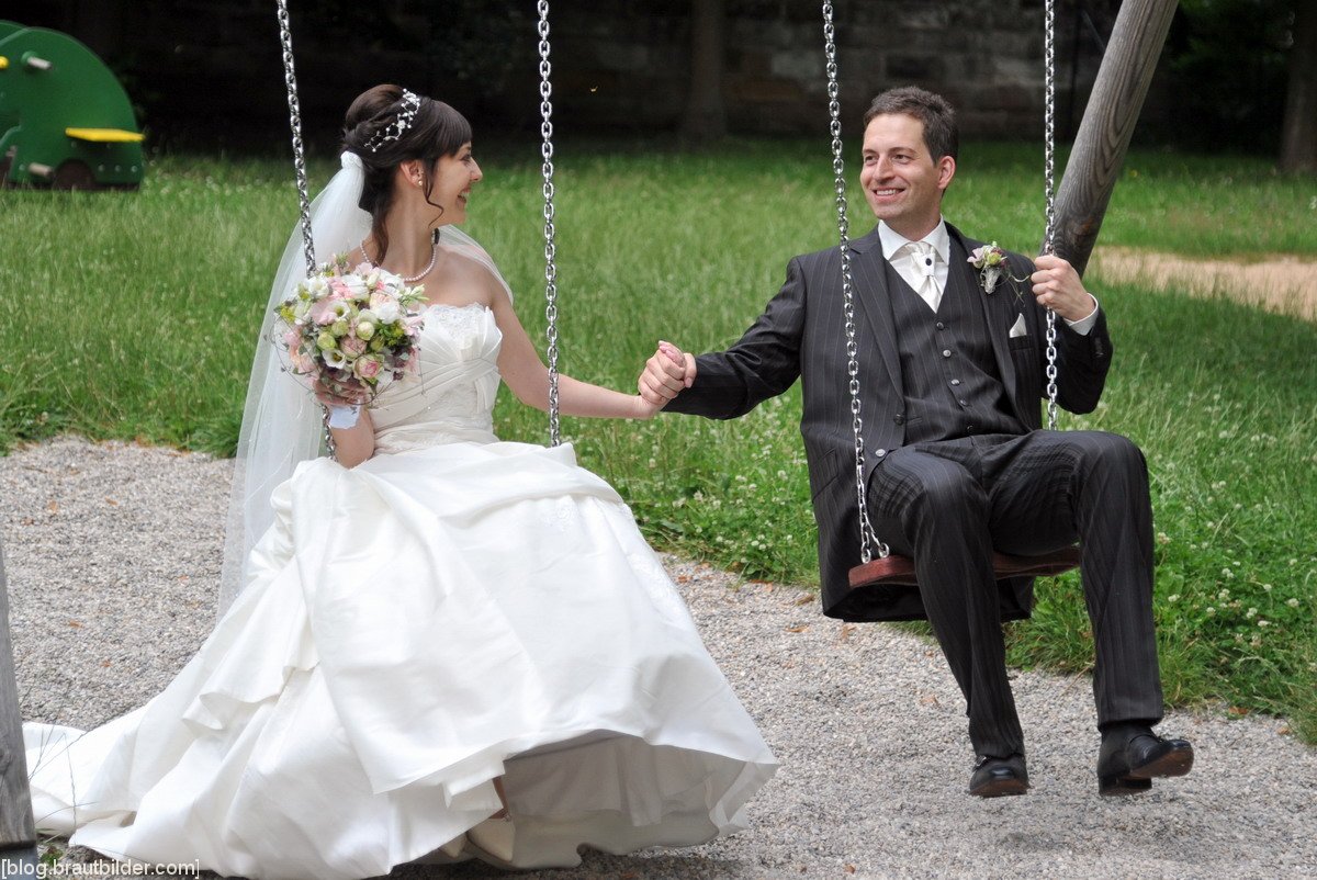 Hochzeit von Petra & Alexander im Schloss Burgfarrnbach.