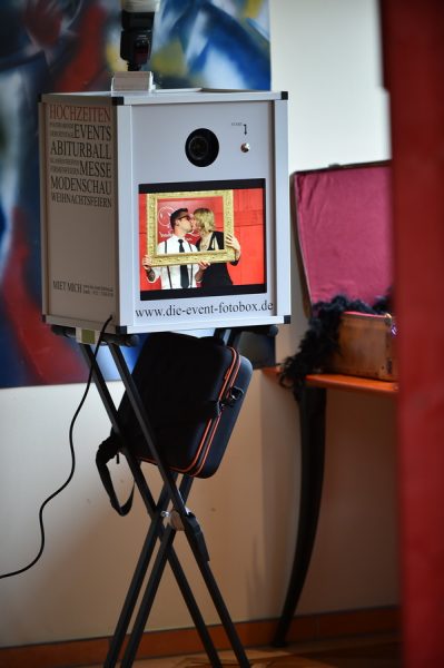 Photobooth / Fotobox für eine Hochzeit günstig mieten