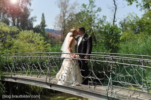Der Hochzeitsfotograf in der Schweiz. Hochzeitsfotos am Zürichsee, auf der Halbinsel Au.