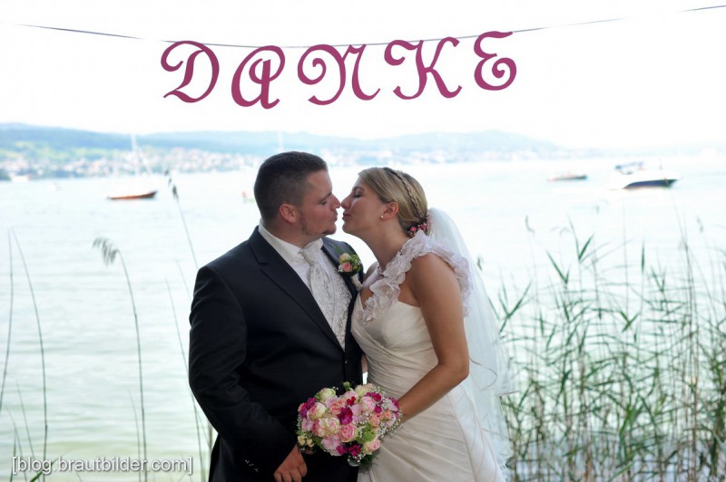 Der Hochzeitsfotograf in der Schweiz. Hochzeitsfotos am Zürichsee, auf der Halbinsel Au.