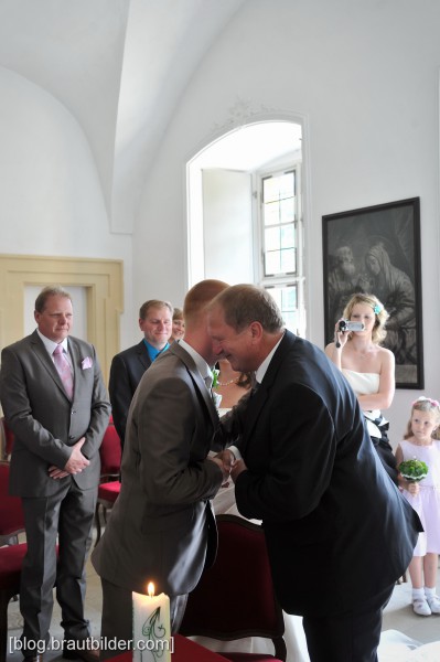 Hochzeitsfotograf Schloss Seehof in Memmelsdorf -Die standesamtliche Trauung im Schloss Seehof Memmelsdorf