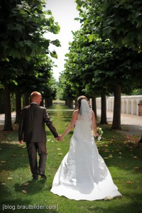 Hochzeitsfotograf Schloss Seehof in Memmelsdorf - Hochzeitsfotos im Park von Schloss Seehof in Memmelsdorf