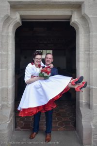 Hochzeitsfotograf Feucht - Heiraten in der Jakobskirche in Feucht