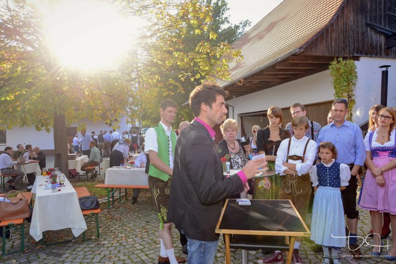 Hochzeitsfotograf Unterhaltungsprogramm Magier Hochzeit