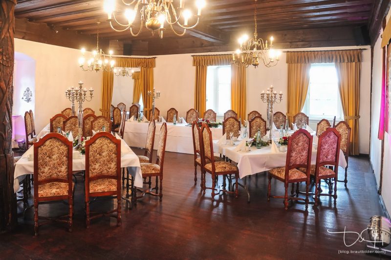 Heiraten im Schloss Wisenthau der Renaissancesaal , Erlangen Forchheim, Fotograf Hochzeit