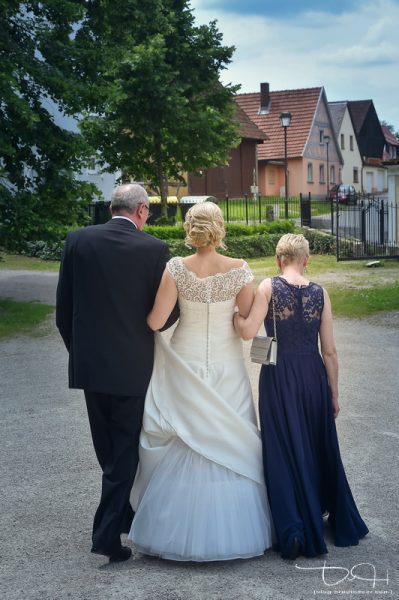 Hochzeitsfotograf Schloss Burgellern, Heiraten auf dem Schloss in Burgellern, kirchliche Trauung Burgellern, Schesslitz