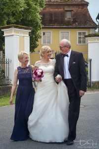 Hochzeitsfotograf Schloss Burgellern, Heiraten auf dem Schloss in Burgellern, kirchliche Trauung Burgellern, Schesslitz