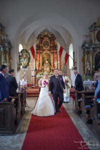 Hochzeitsfotograf Schloss Burgellern, Heiraten auf dem Schloss in Burgellern, kirchliche Trauung Burgellern, Schesslitz