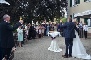 Hochzeitsfotograf Schloss Burgellern, Heiraten auf dem Schloss in Burgellern, kirchliche Trauung Burgellern, Schesslitz