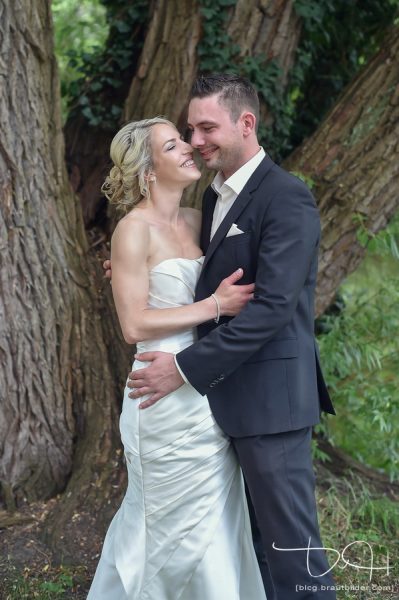 die Hochzeitsfotos macht der Hochzeitsfotograf