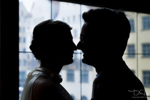 Historischer Saal! Besondere Brautbilder von Eurem Hochzeitsfotografen!