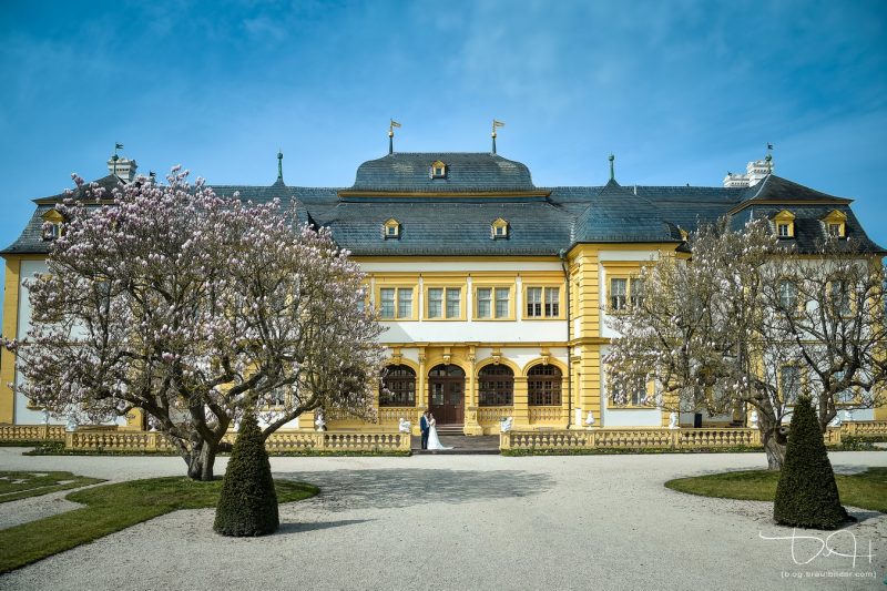 Besondere Hochzeitsbilder vom Hochzeits Fotografen aus Nuernberg. Heute im Rokokogarten in Veitshoechheim bei Wuerzburg.