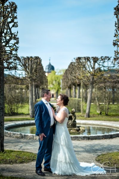Euer Hochzeitsfotograf in Veitshoechheim bei Wuerzurg. Aussergewöhnlich schoene Hochzeitsbilder macht der Hochzeitsfotograf.