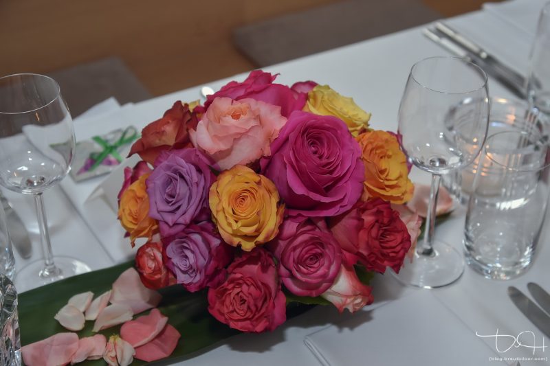 Schoene Tischdekoration auf der Hochzeitstafel fotografiert von dem Hochzeitsfotograf aus Nuernberg! Da Claudio!