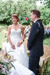 Das Jawort fotografiert euer Hochzeitsfotograf aus Nuernberg.