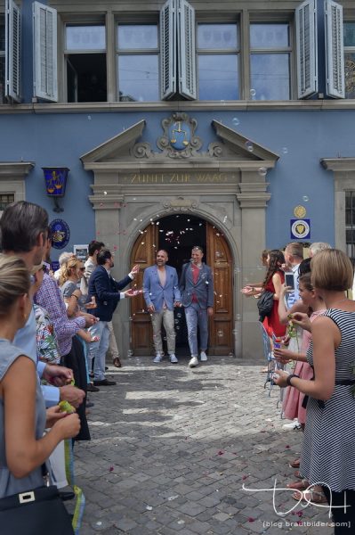 Verpartnerung im Zunfthaus zur Waag. Der Hochzeits Fotograf in Zuerich/Schweiz.
