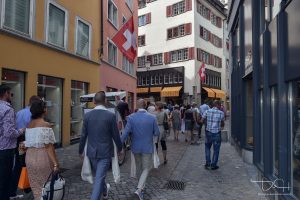 Hochzeitsfotograf begleitet Verpartnerung in Zuerich.