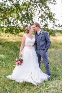Modernes Brautshooting mit dem Hochzeitsfotografen.