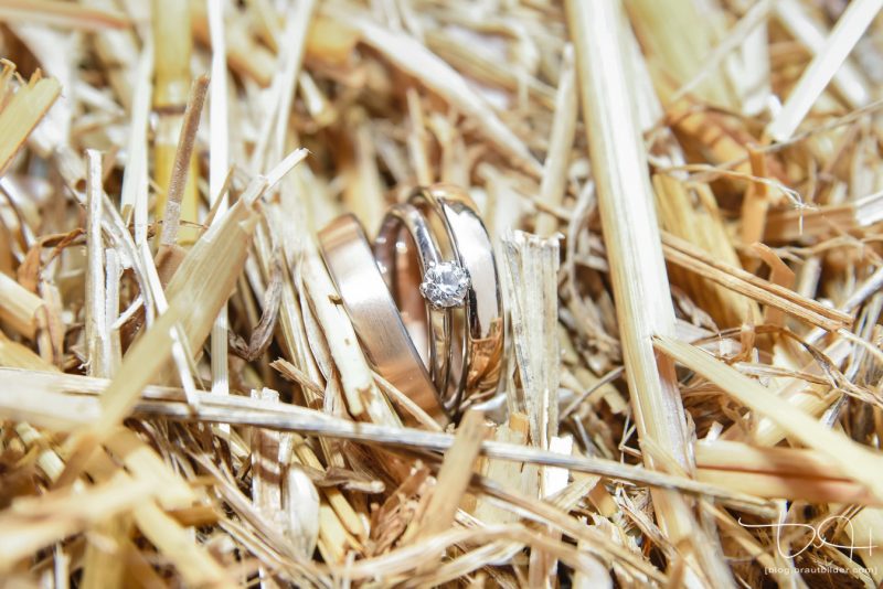 Eheringe fotografiert der Hochzeitsfotograf.