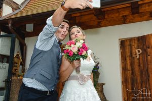 Der Hochzeitsfotograf aus Nuernberg. Für jeden Spass bereit. Die etwas anderen Hochzeitsbilder.