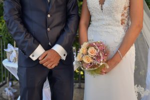 Braut und Braeutigam fotografiert vom Hochzeitsfotografen in Zuerich, Schweiz