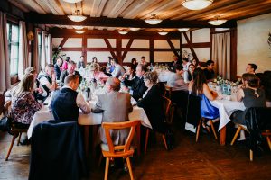 Location Hotel der Schwan in Schwanstetten. Der Hochzeitsfotograf in Schwanstetten.